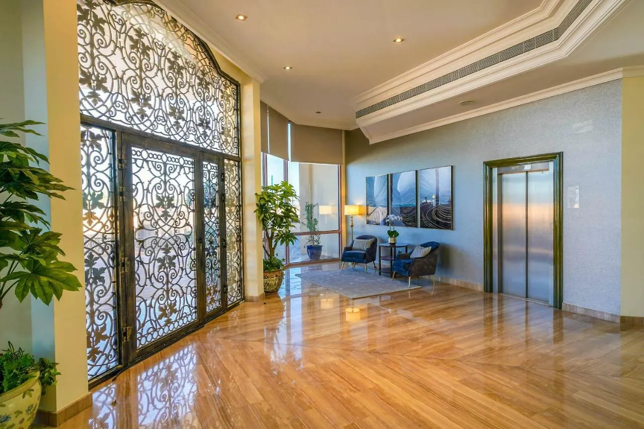 Hometown Apartments - Kite Palace - Lavish 7 Bedrooms Villa On Kite Beach Dubai