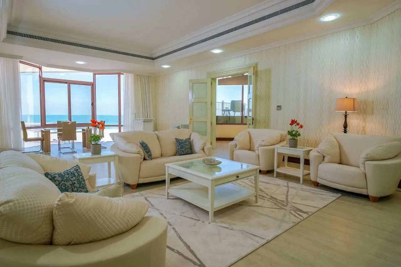 Hometown Apartments - Kite Palace - Lavish 7 Bedrooms Villa On Kite Beach Dubai United Arab Emirates