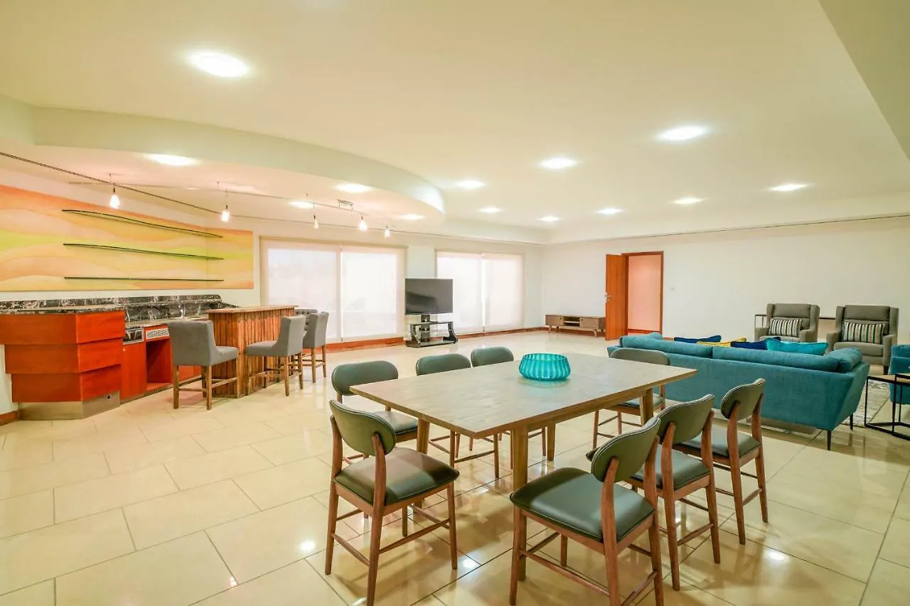 Hometown Apartments - Kite Palace - Lavish 7 Bedrooms Villa On Kite Beach Dubai